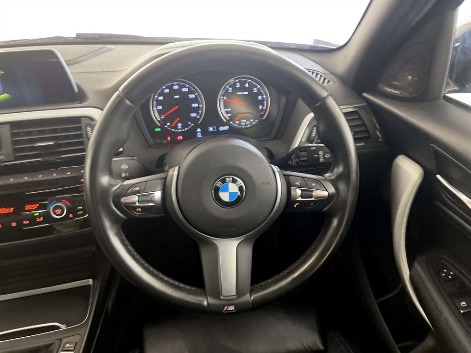 Used BMW 1 Series 2018 for sale - 77380685: Photo 16