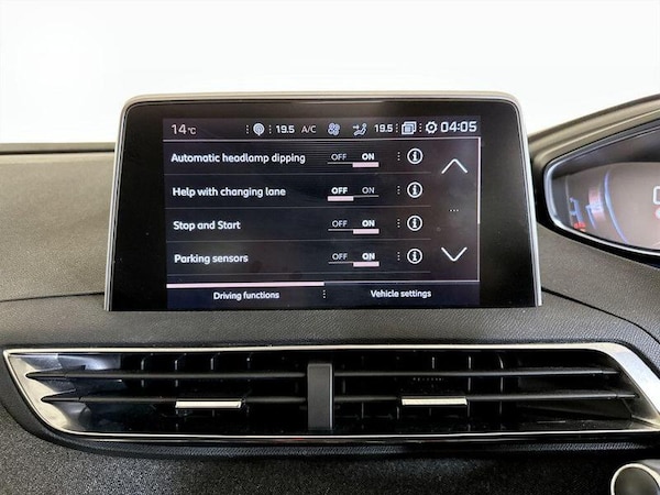 Used Peugeot 3008 2020 for sale - 76277236: Photo 24