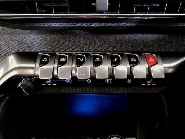Used Peugeot 3008 2020 for sale - 76277236: Photo 26