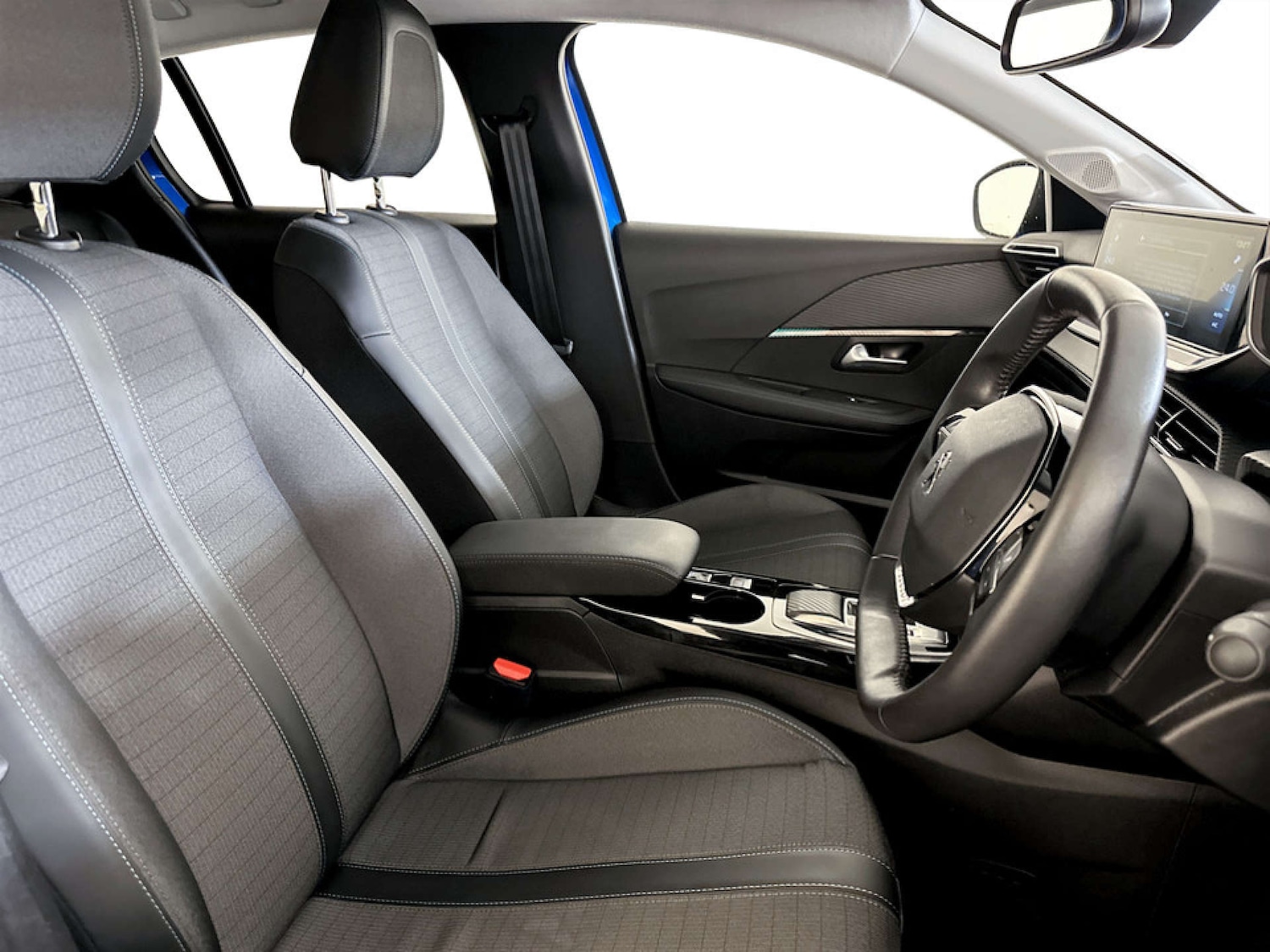 Used Peugeot 208 2022 for sale - 77678636: Photo 13