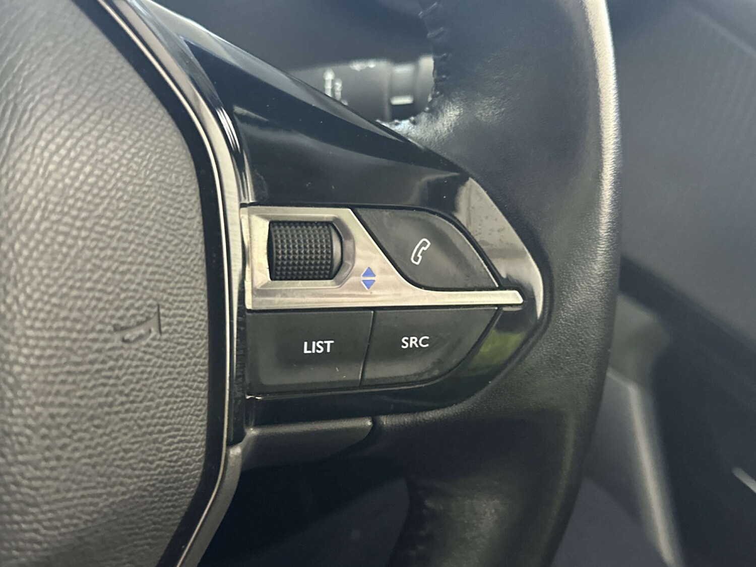 Used Peugeot 2008 2020 for sale - 77845595: Photo 20