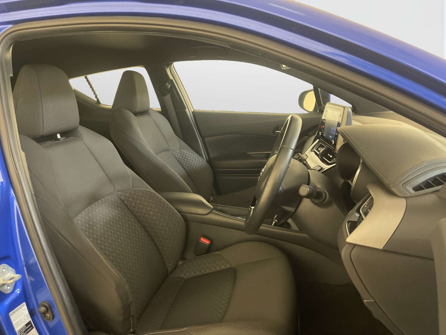 Used Toyota C-HR 2020 for sale - 77905898: Photo 13