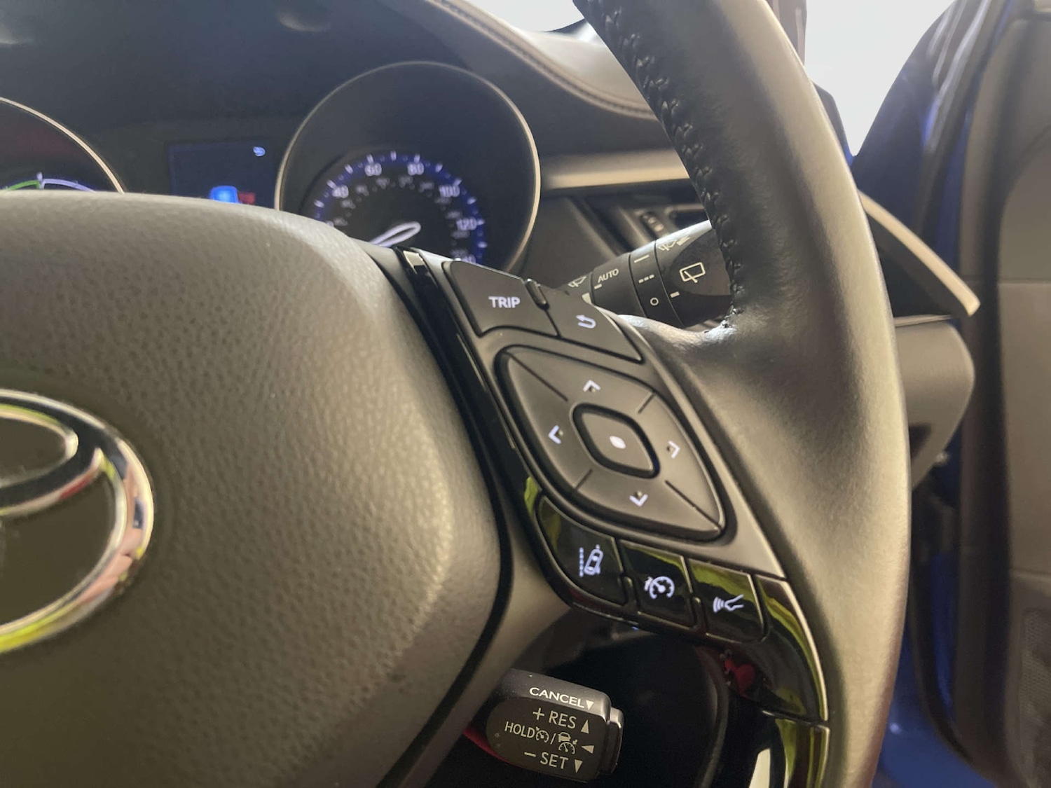 Used Toyota C-HR 2020 for sale - 77905898: Photo 19