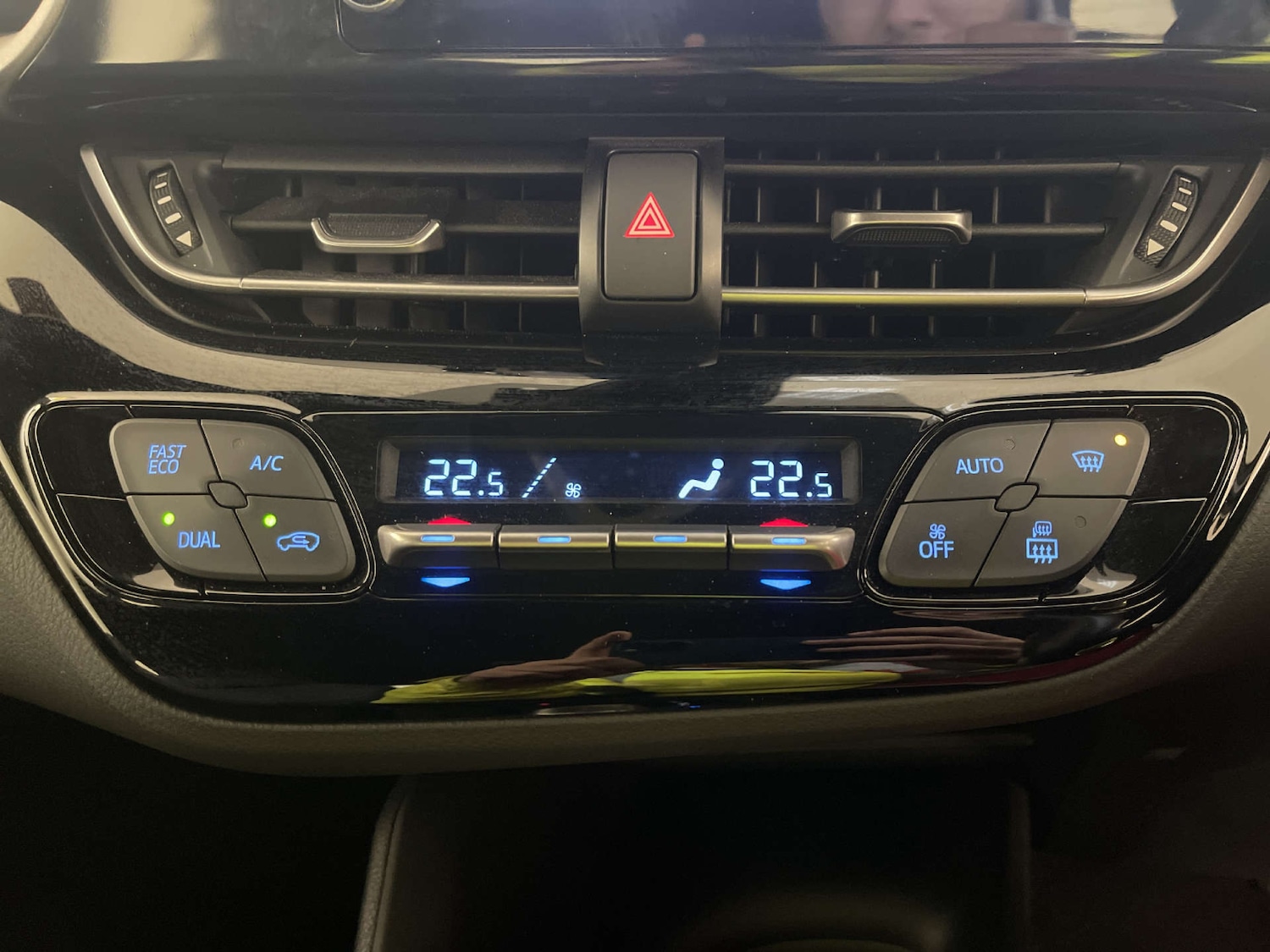 Used Toyota C-HR 2020 for sale - 77905898: Photo 24