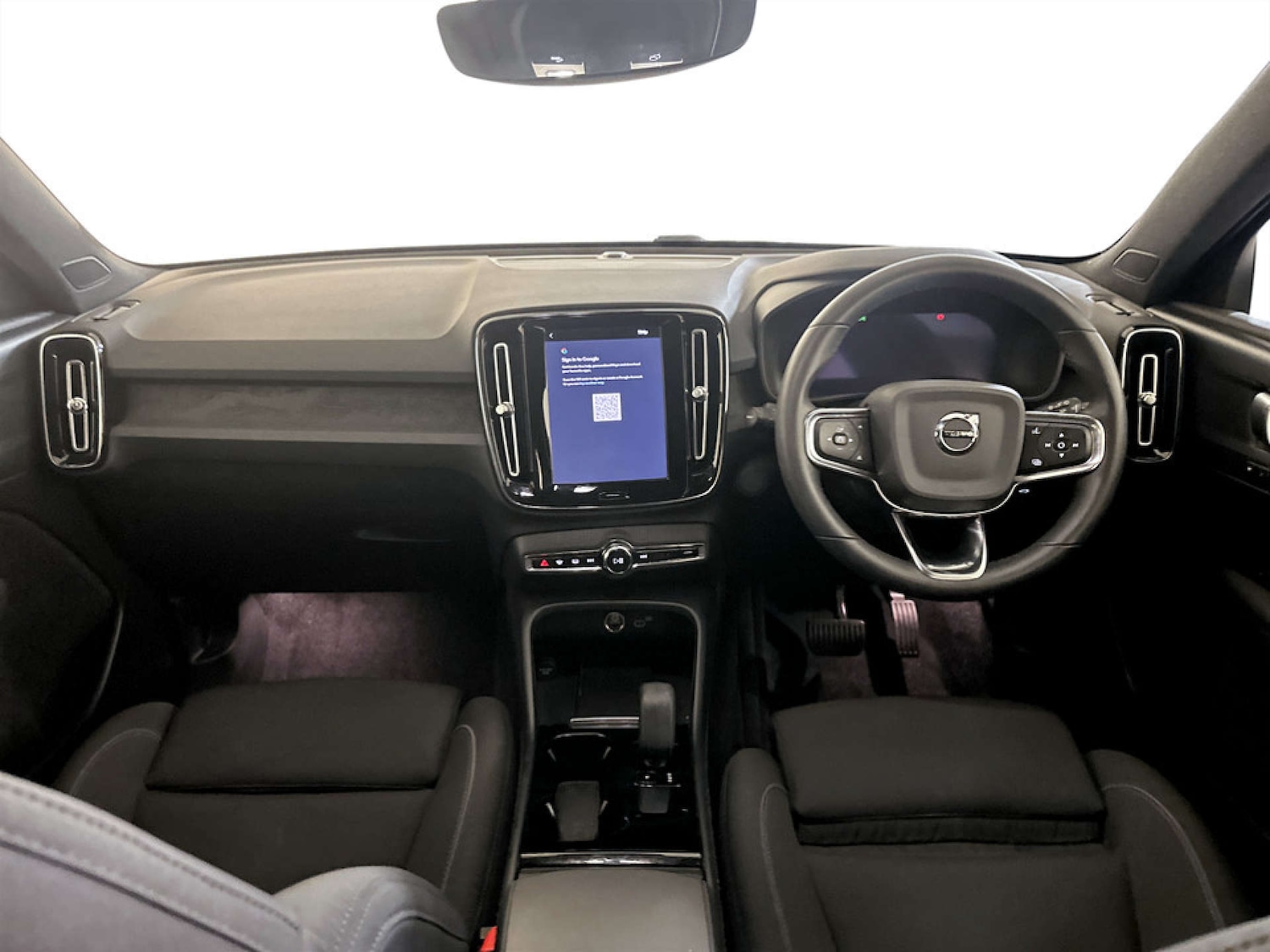 Used Volvo XC40 2022 for sale - 77185087: Photo 3