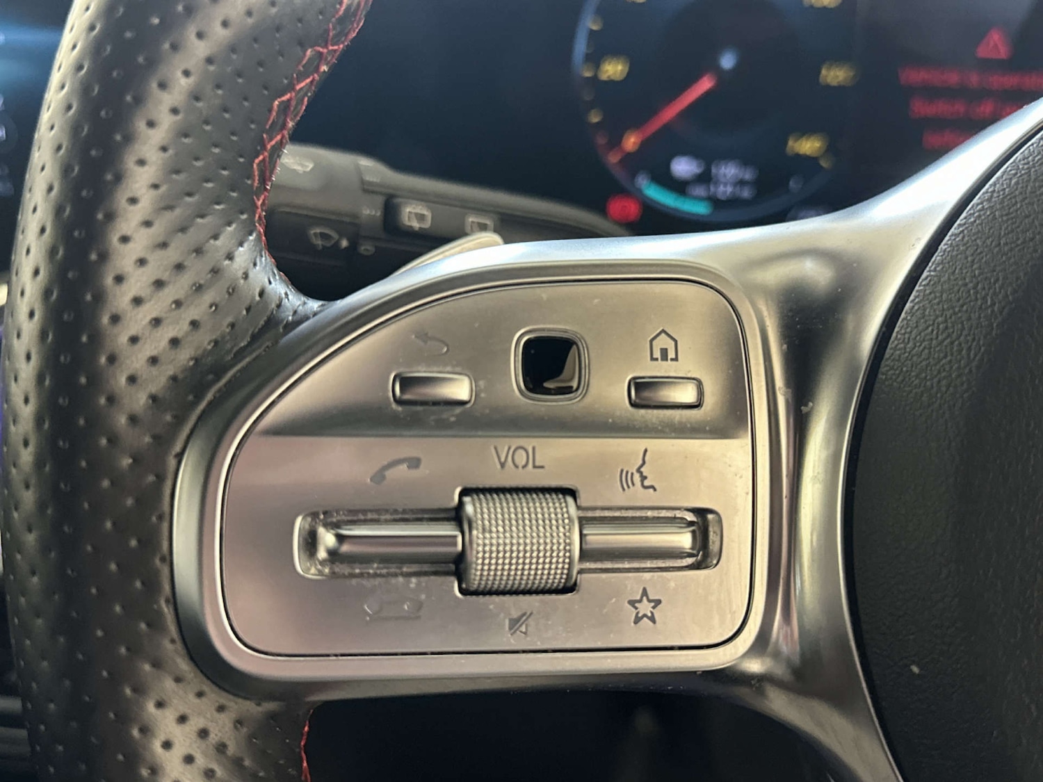 Used Mercedes-Benz EQA 2023 for sale - 77821627: Photo 17