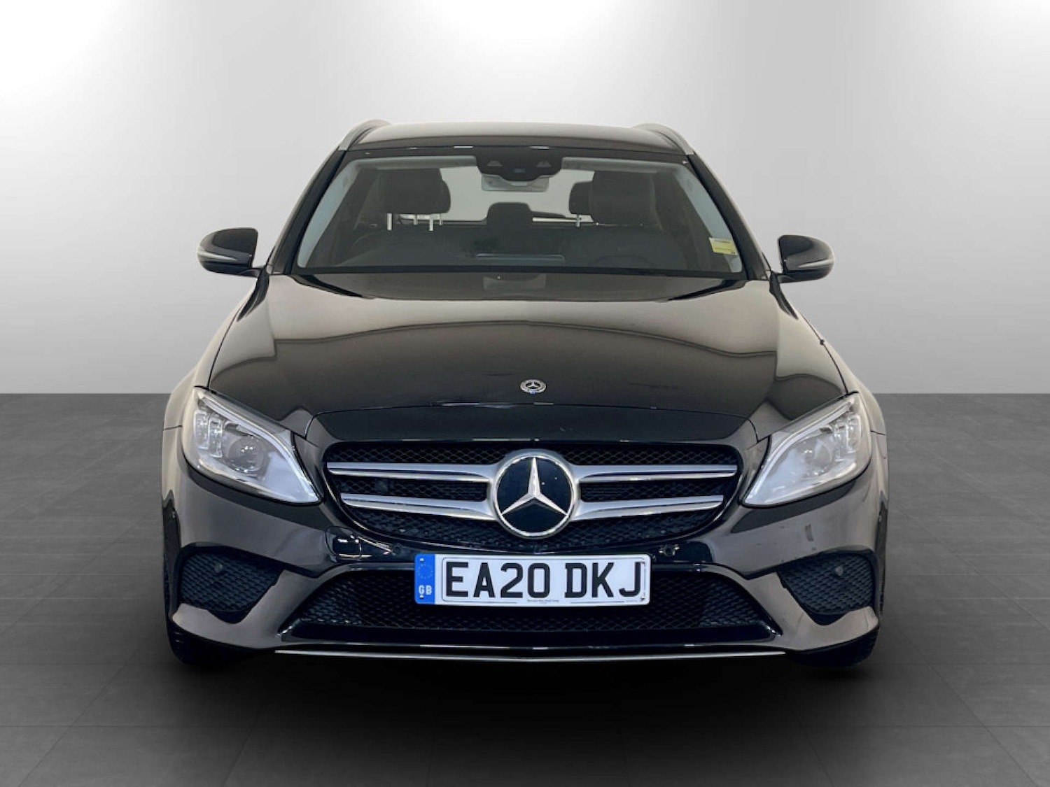 Used Mercedes-Benz C Class 2020 for sale - 77342906: Photo 3