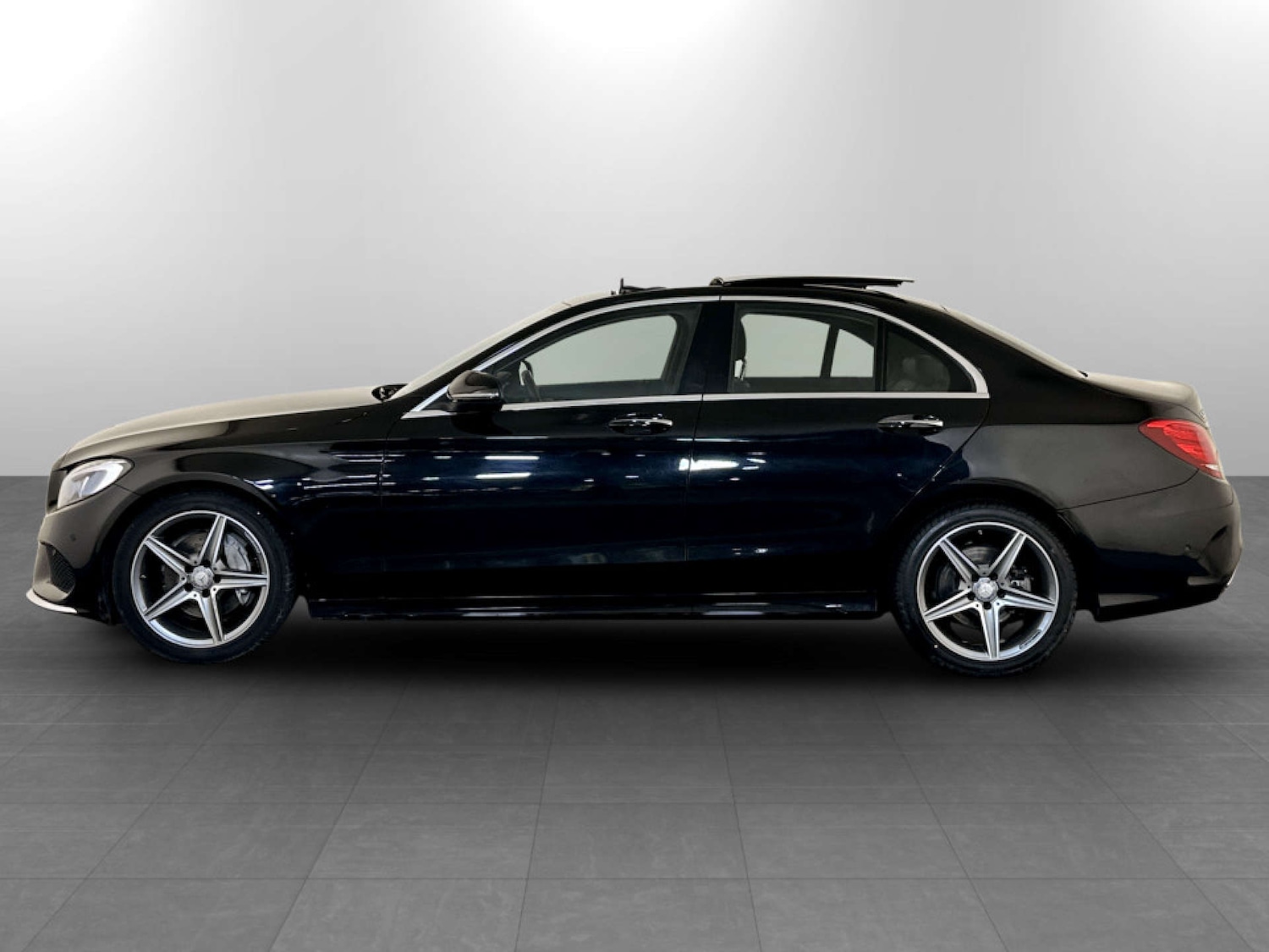 Used Mercedes-Benz C Class 2016 for sale - 77185080: Photo 7