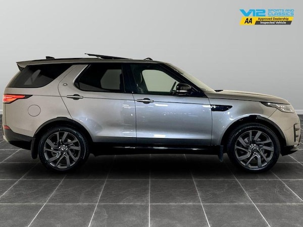 Used Land Rover Discovery 2018 for sale - 76190488: Photo 11