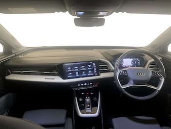 Used Audi Q4 e-tron 2023 for sale - 77643156: Photo