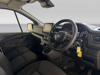 Used Renault Trafic 2023 for sale - 78776439: Photo