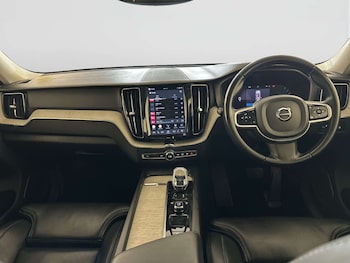Used Volvo XC60 2022 for sale - 78345132: Photo