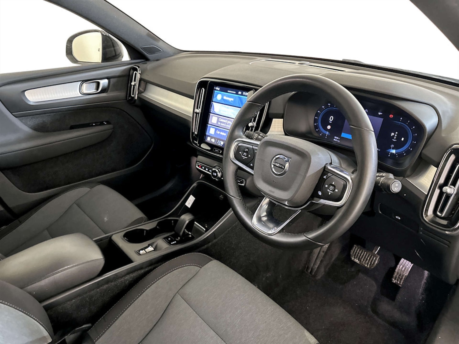 Used Volvo XC40 2022 for sale - 77276703: Photo 15