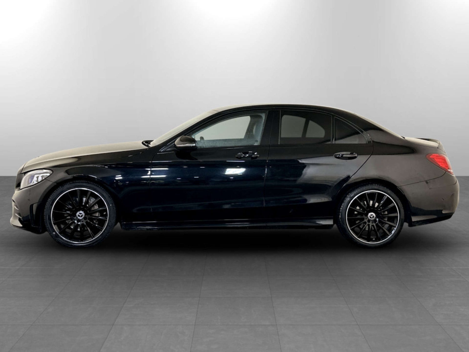 Used Mercedes-Benz C Class 2020 for sale - 77681221: Photo 7