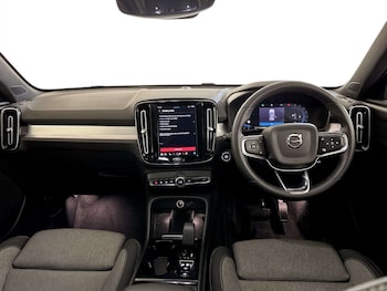 Used Volvo XC40 2024 for sale - 77621942: Photo