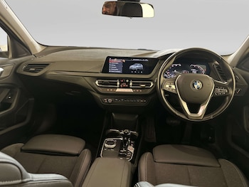 Used BMW 1 Series 2023 for sale - 79127127: Photo