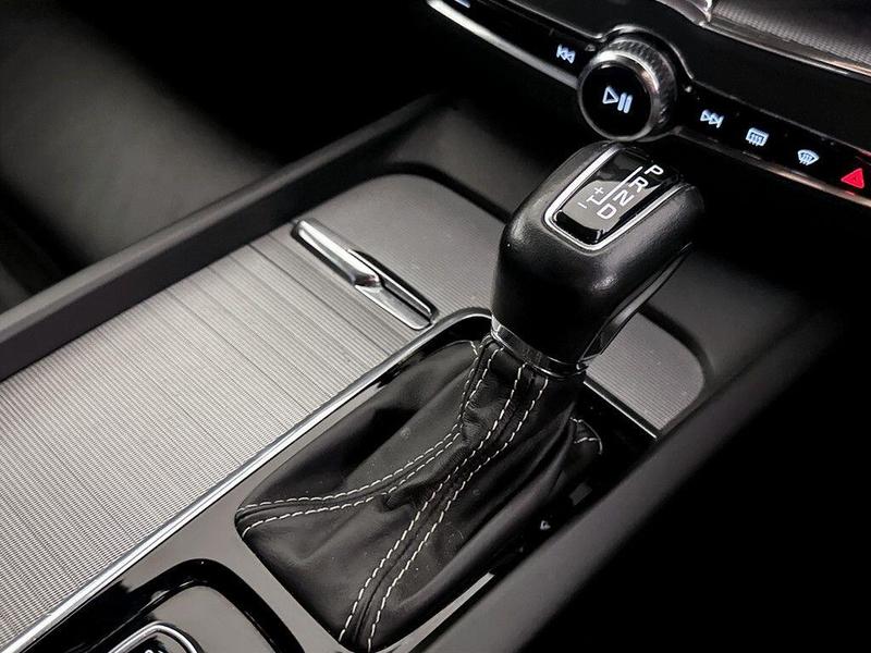 Used Volvo XC60 2019 for sale - 76402068: Photo 25