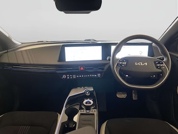 Used Kia EV6 2023 for sale - 78097353: Photo