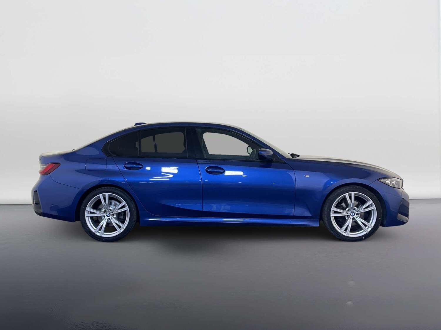 Used BMW 3 Series 2024 for sale - 77934060: Photo 10