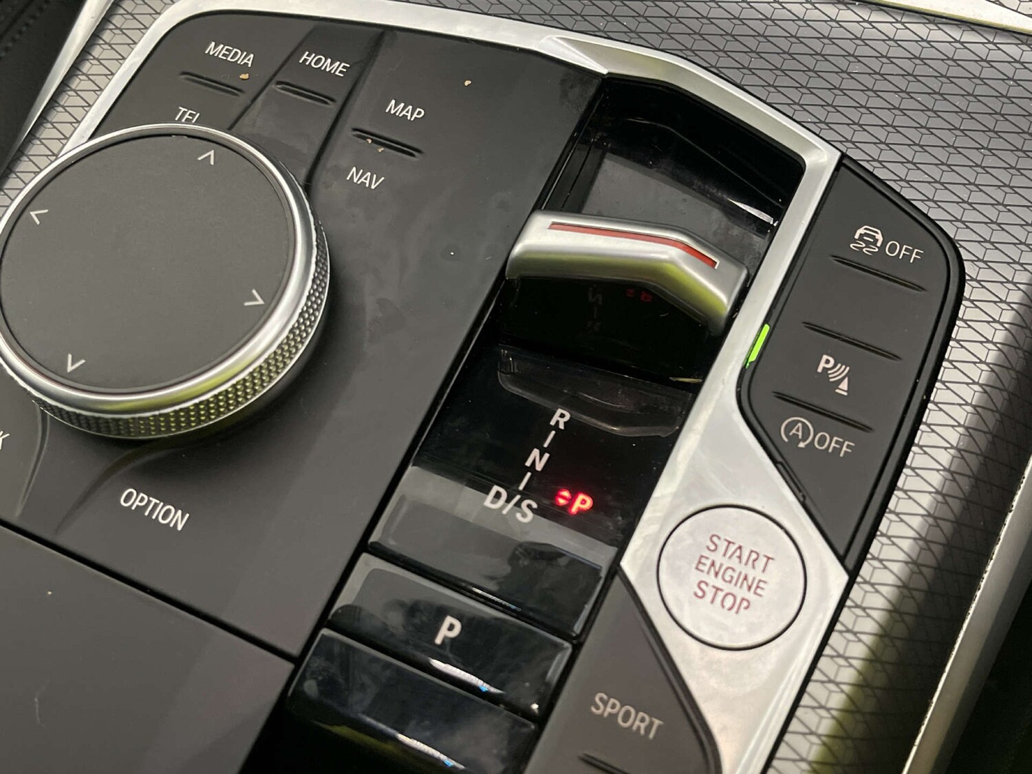 Used BMW 3 Series 2024 for sale - 77934060: Photo 24