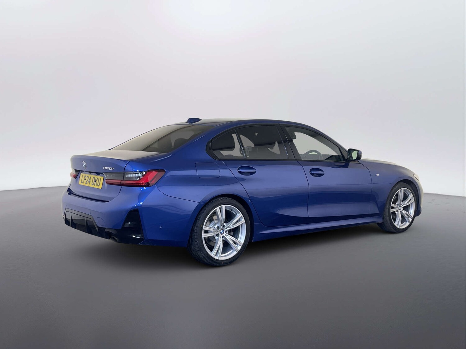 Used BMW 3 Series 2024 for sale - 77934060: Photo 9