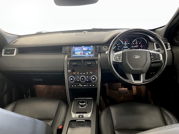 Used Land Rover Discovery Sport 2019 for sale - 74693197: Photo