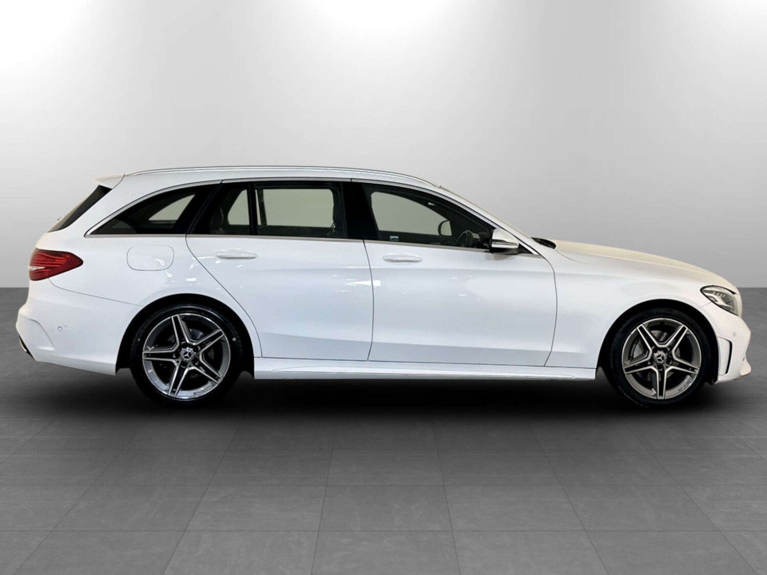 Used Mercedes-Benz C Class 2018 for sale - 77506934: Photo 11