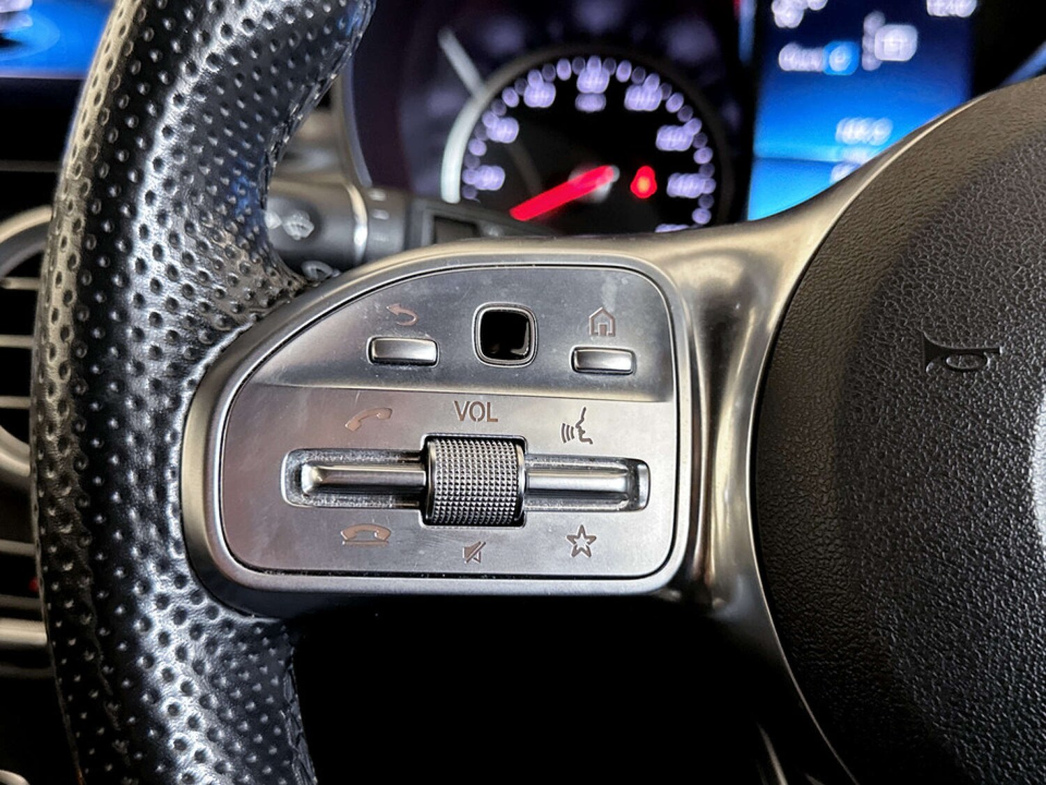 Used Mercedes-Benz C Class 2018 for sale - 77506934: Photo 18