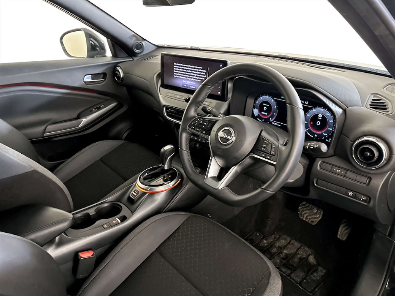 Used Nissan Juke 2024 for sale - 77417602: Photo 16