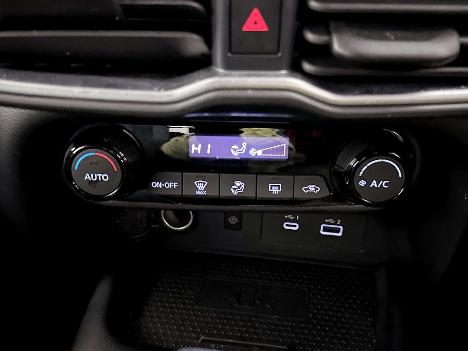 Used Nissan Juke 2024 for sale - 77417602: Photo 25