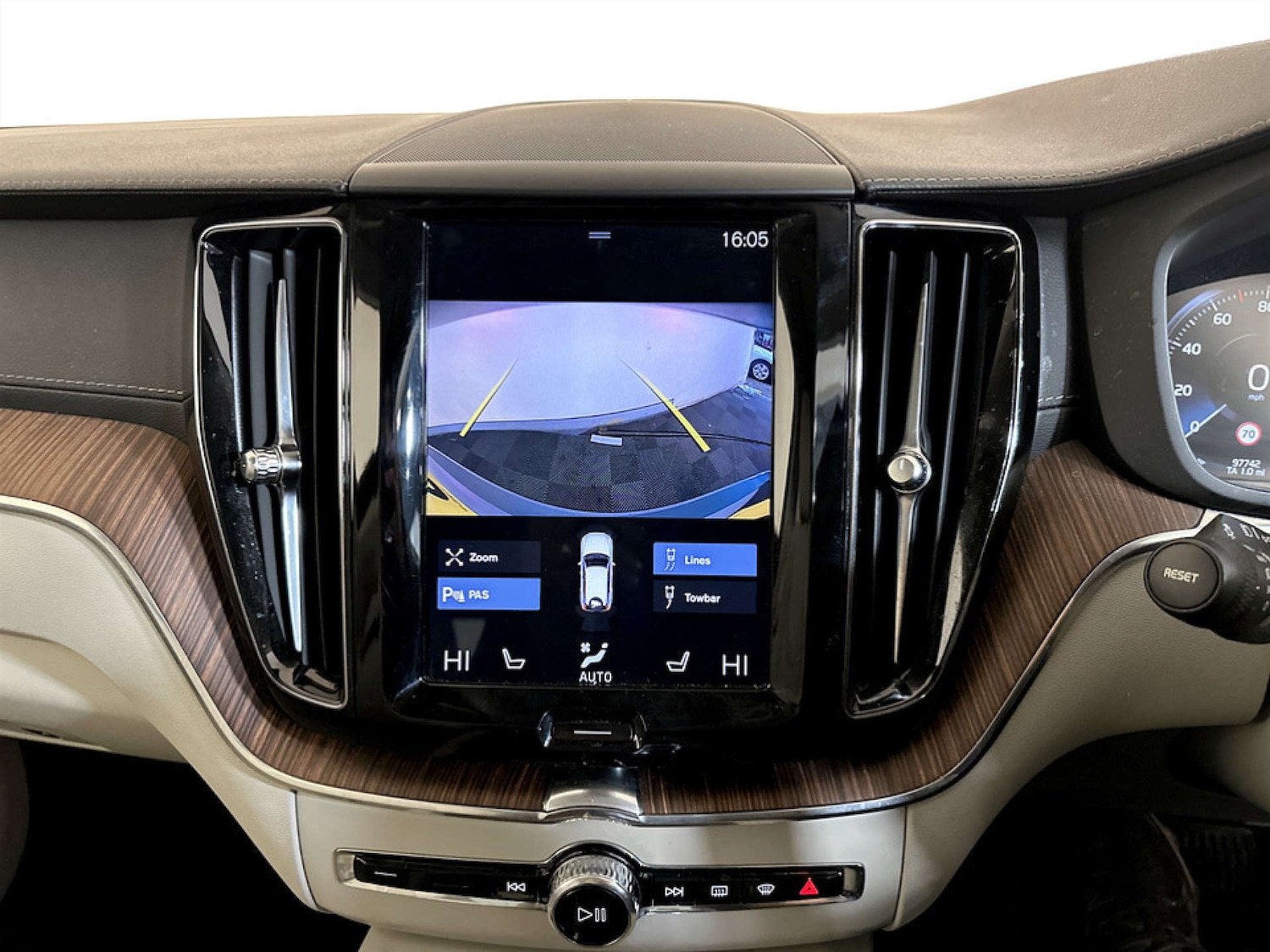 Used Volvo XC60 2020 for sale - 77547685: Photo 20