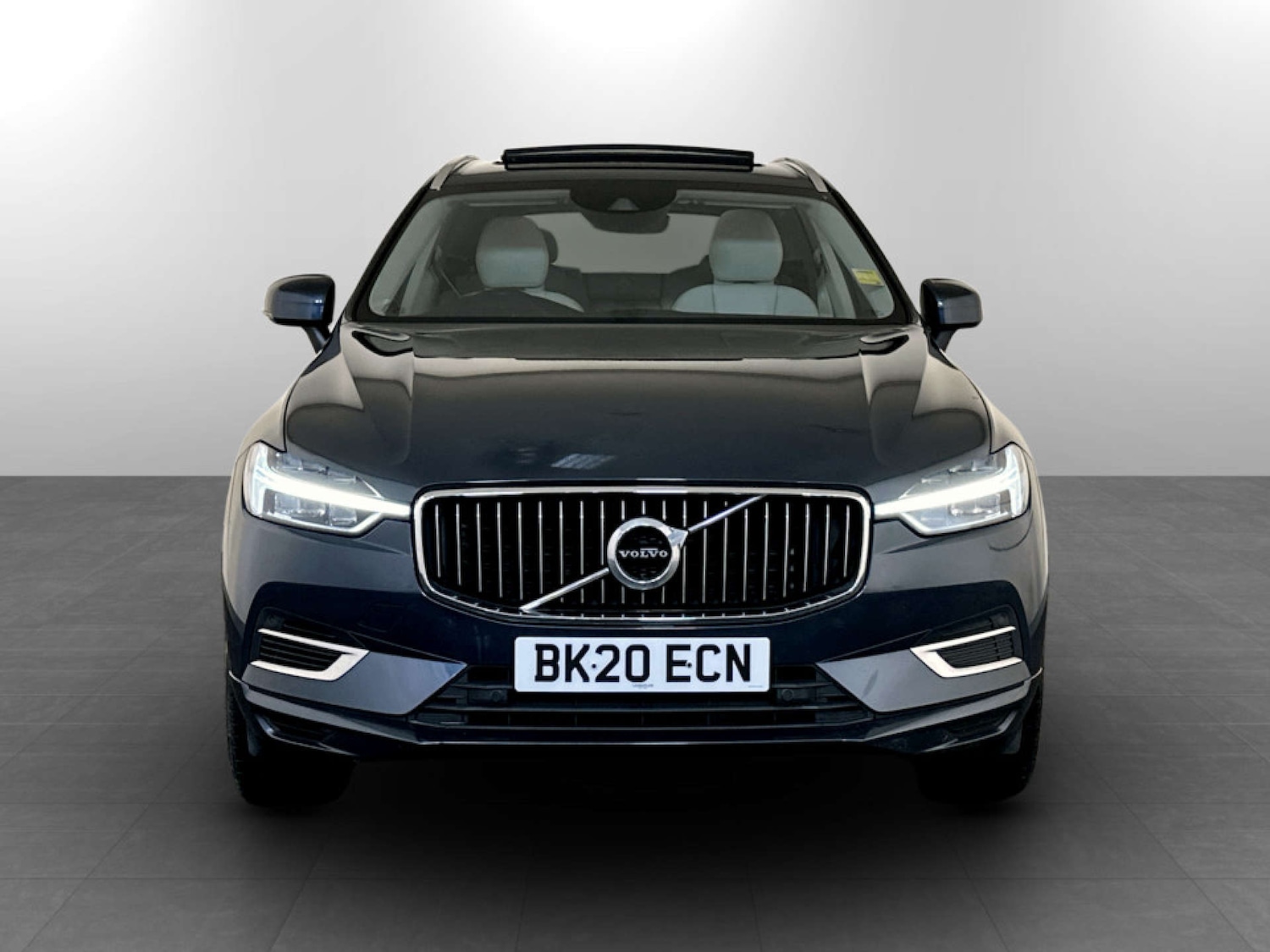 Used Volvo XC60 2020 for sale - 77547685: Photo 5