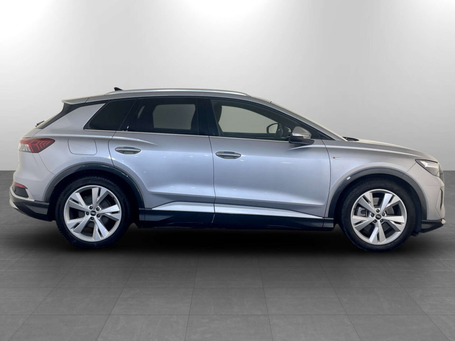 Used Audi Q4 e-tron 2021 for sale - 77678676: Photo 11