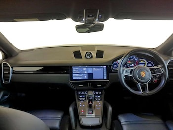 Used Porsche Cayenne 2019 for sale - 77163986: Photo