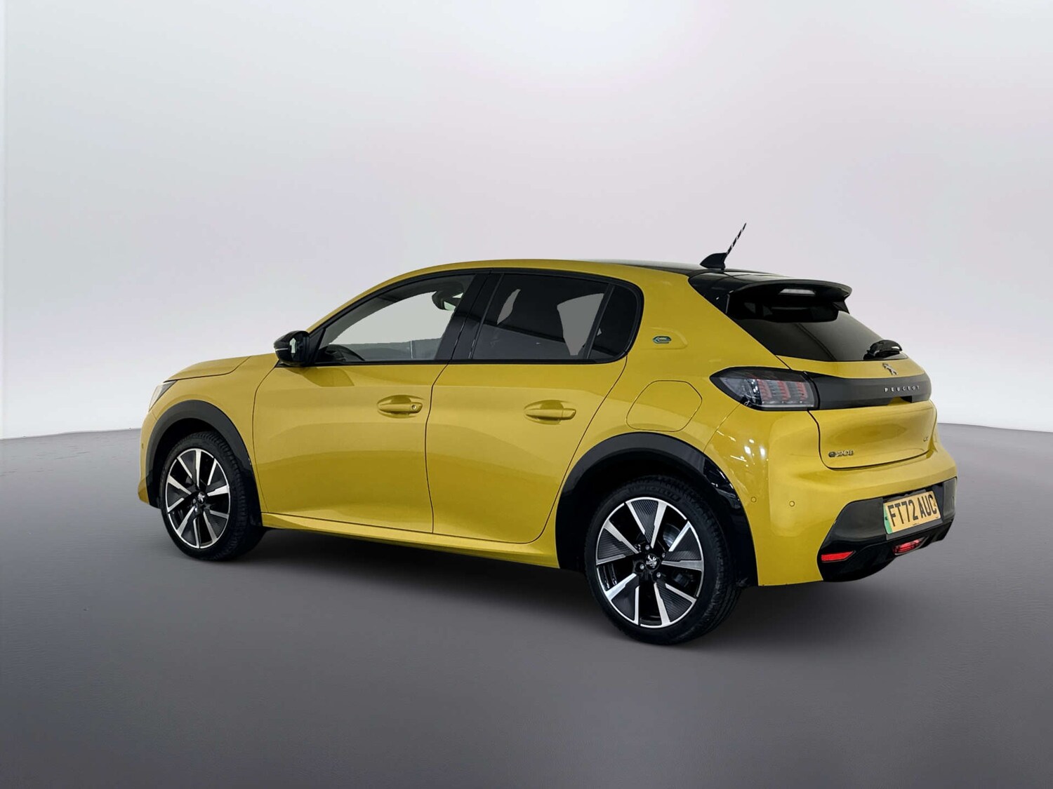 Used Peugeot 208 2023 for sale - 77933982: Photo 8