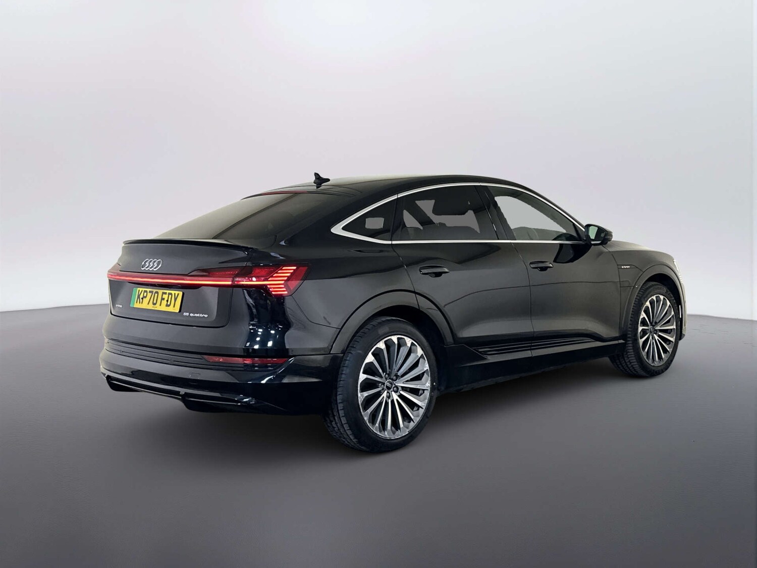 Used Audi e-tron 2021 for sale - 78041841: Photo 10