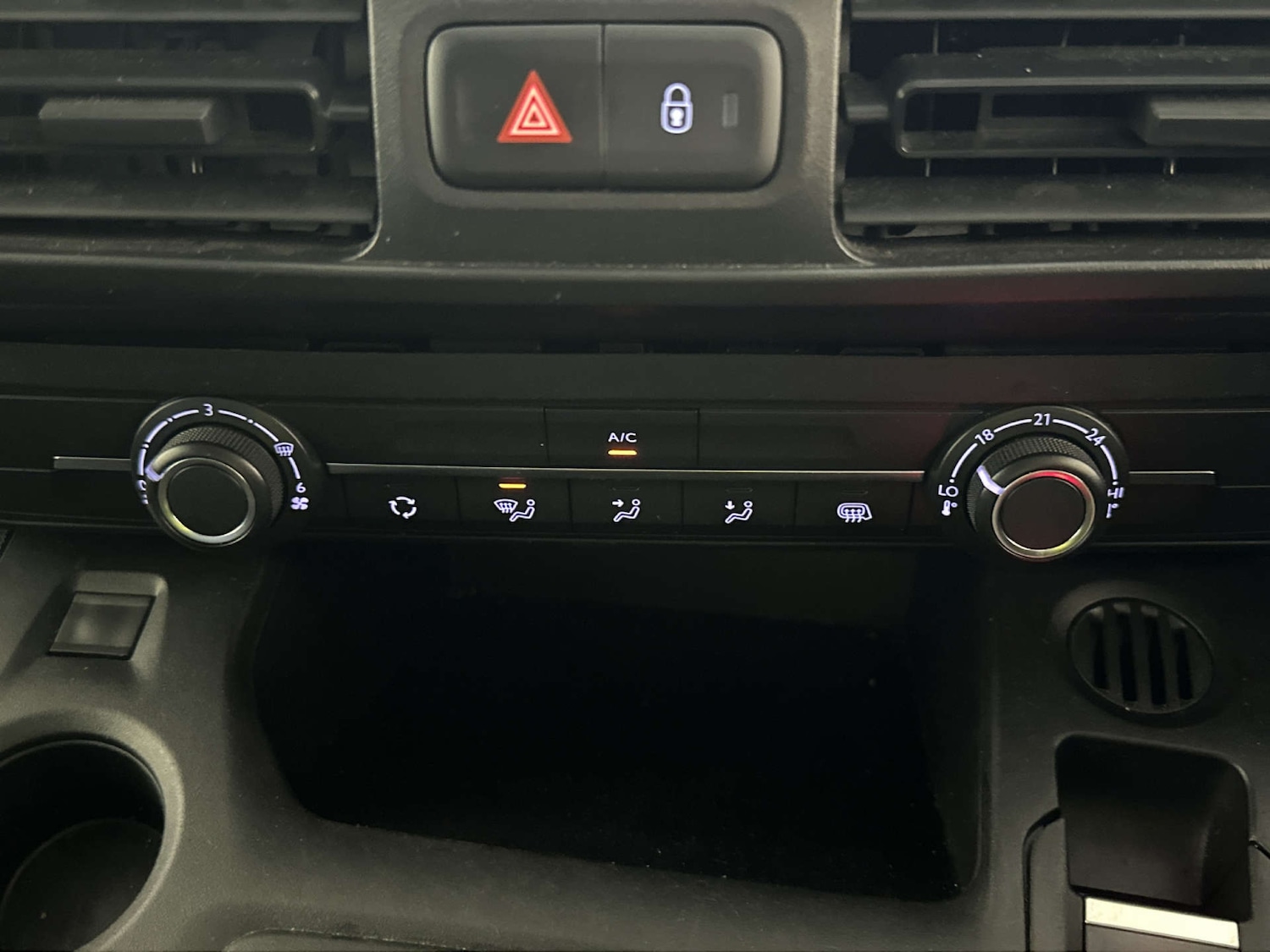 Used Citroen Berlingo 2023 for sale - 77845613: Photo 23