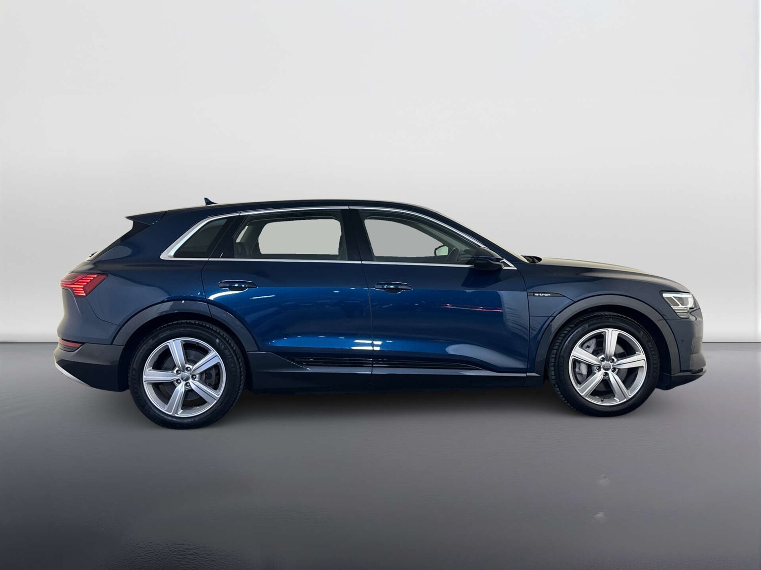 Used Audi e-tron 2020 for sale - 78152347: Photo 10