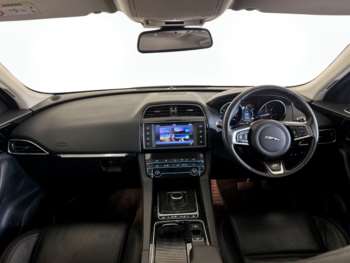 Used Jaguar F-Pace 2017 for sale - 75133222: Photo
