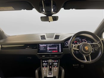 Used Porsche Cayenne 2019 for sale - 77934083: Photo
