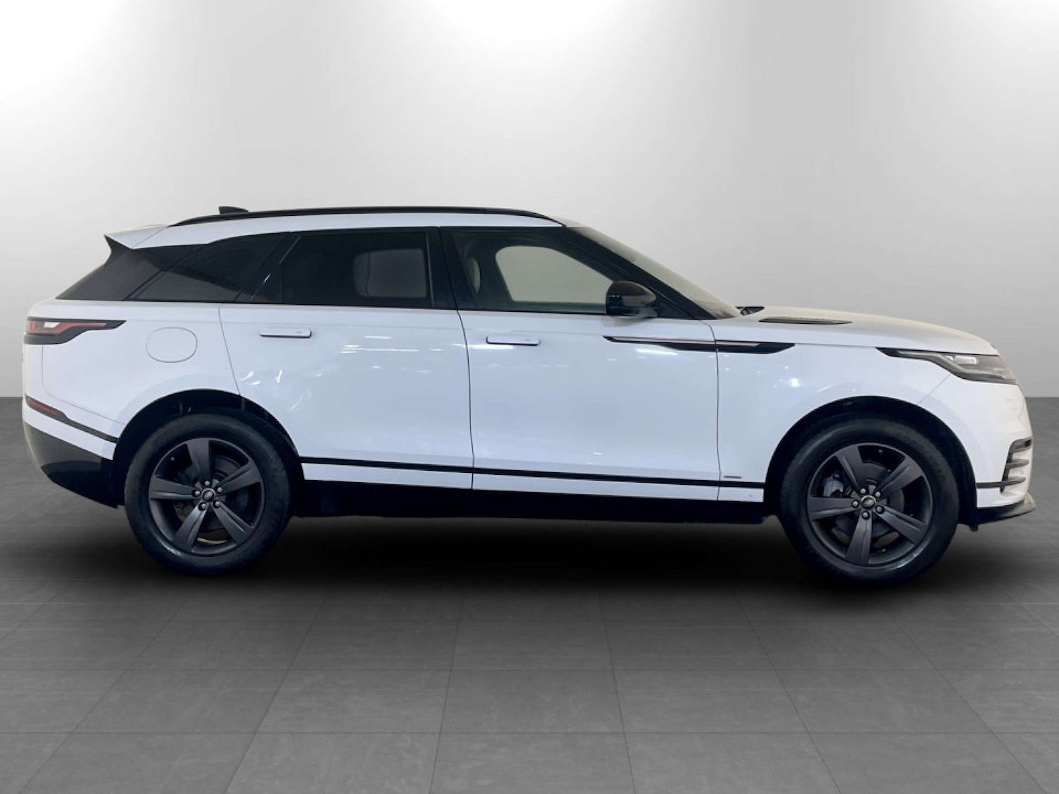 Used Land Rover Range Rover Velar 2018 for sale - 77185244: Photo 11