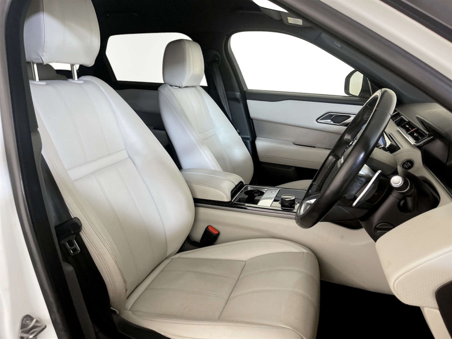 Used Land Rover Range Rover Velar 2018 for sale - 77185244: Photo 13