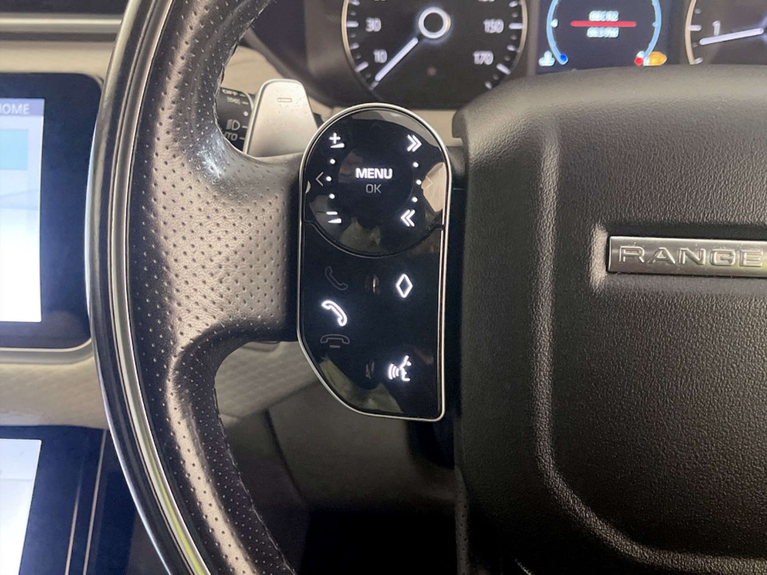 Used Land Rover Range Rover Velar 2018 for sale - 77185244: Photo 18