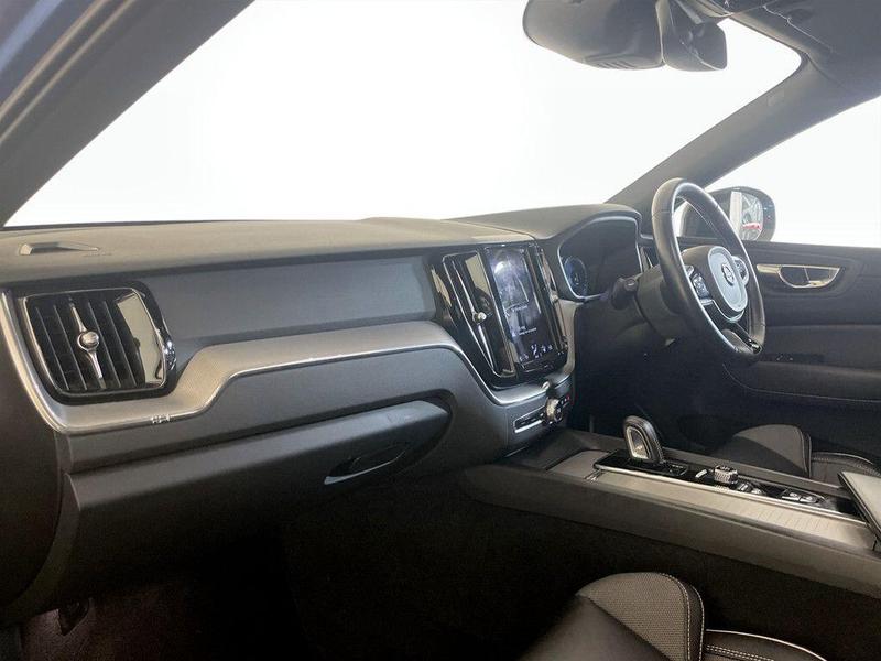 Used Volvo XC60 2021 for sale - 76616243: Photo 11