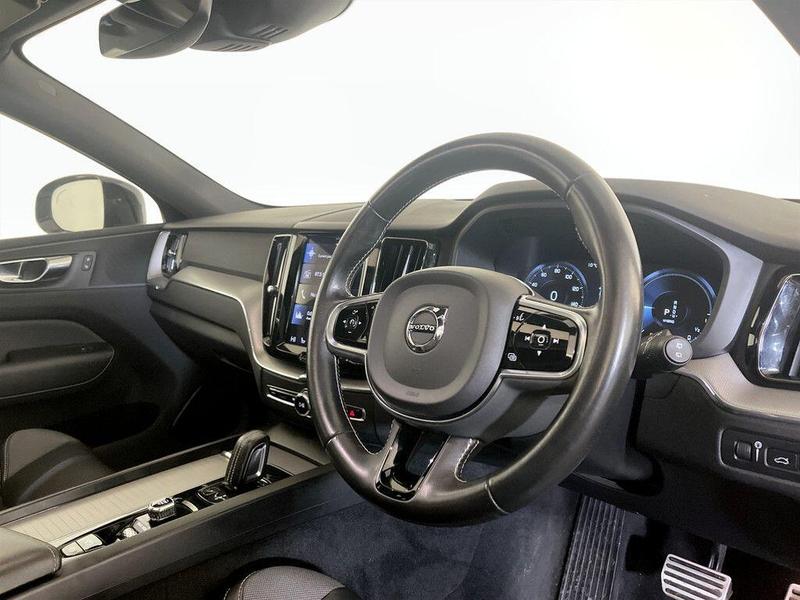 Used Volvo XC60 2021 for sale - 76616243: Photo 14