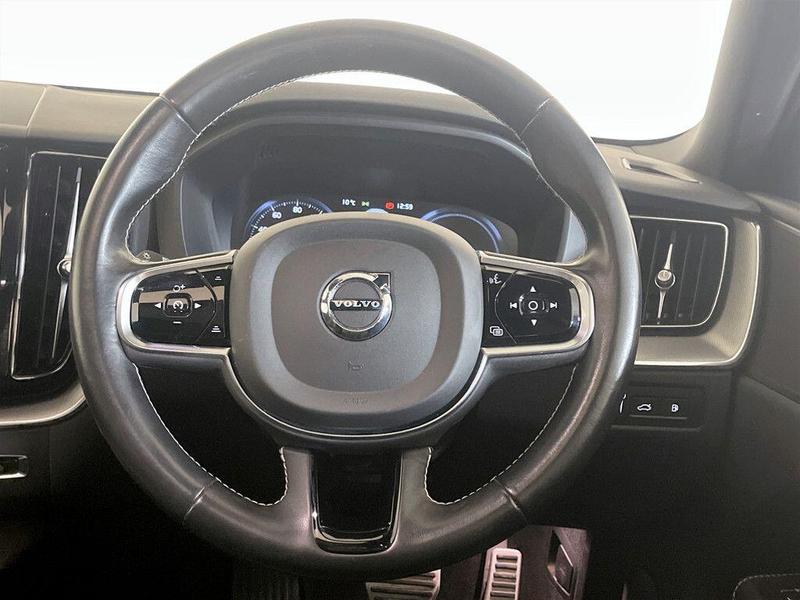 Used Volvo XC60 2021 for sale - 76616243: Photo 15
