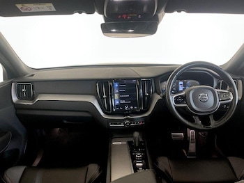 Used Volvo XC60 2021 for sale - 76616243: Photo