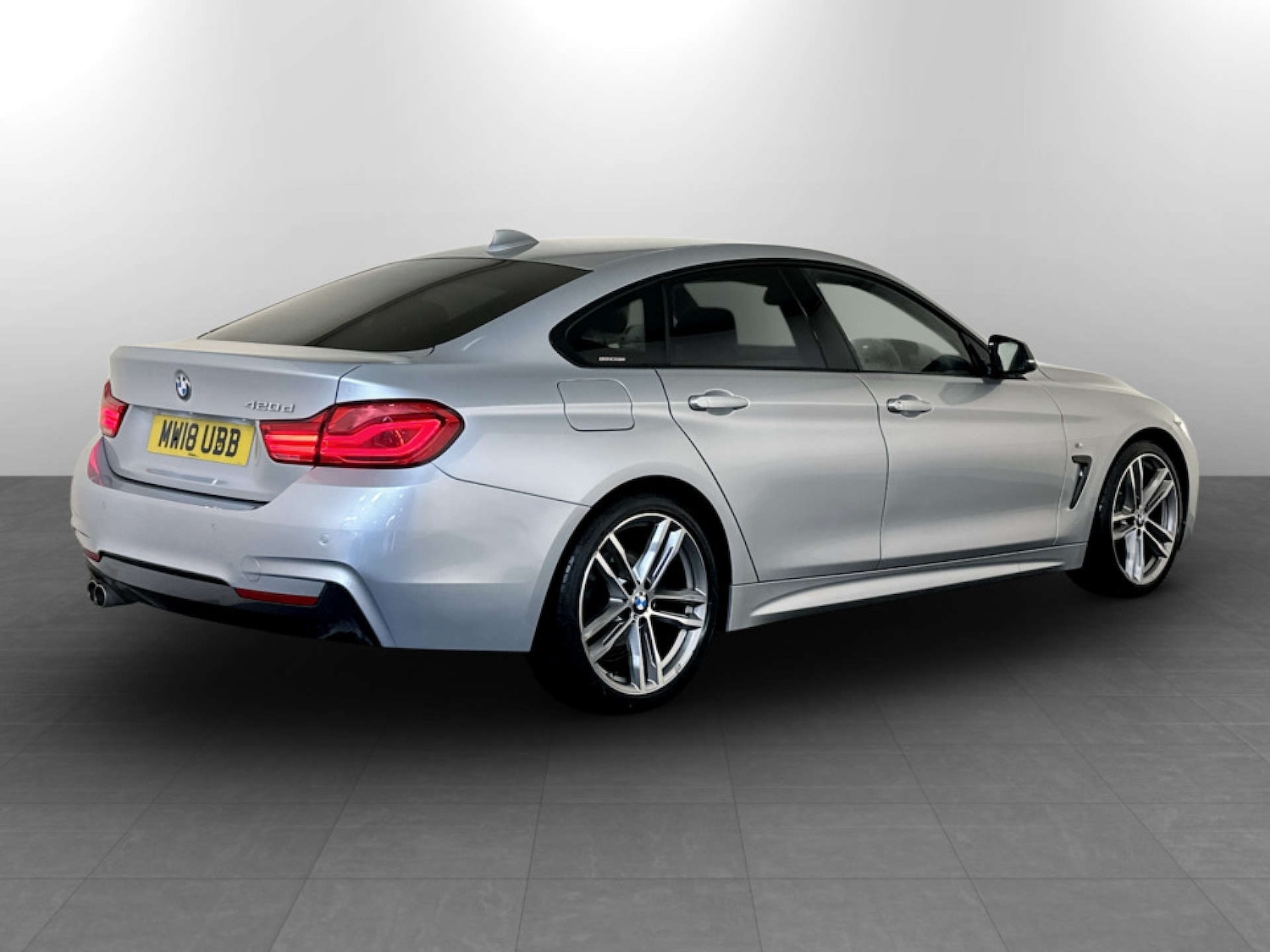 Used BMW 4 Series 2018 for sale - 77523390: Photo 9