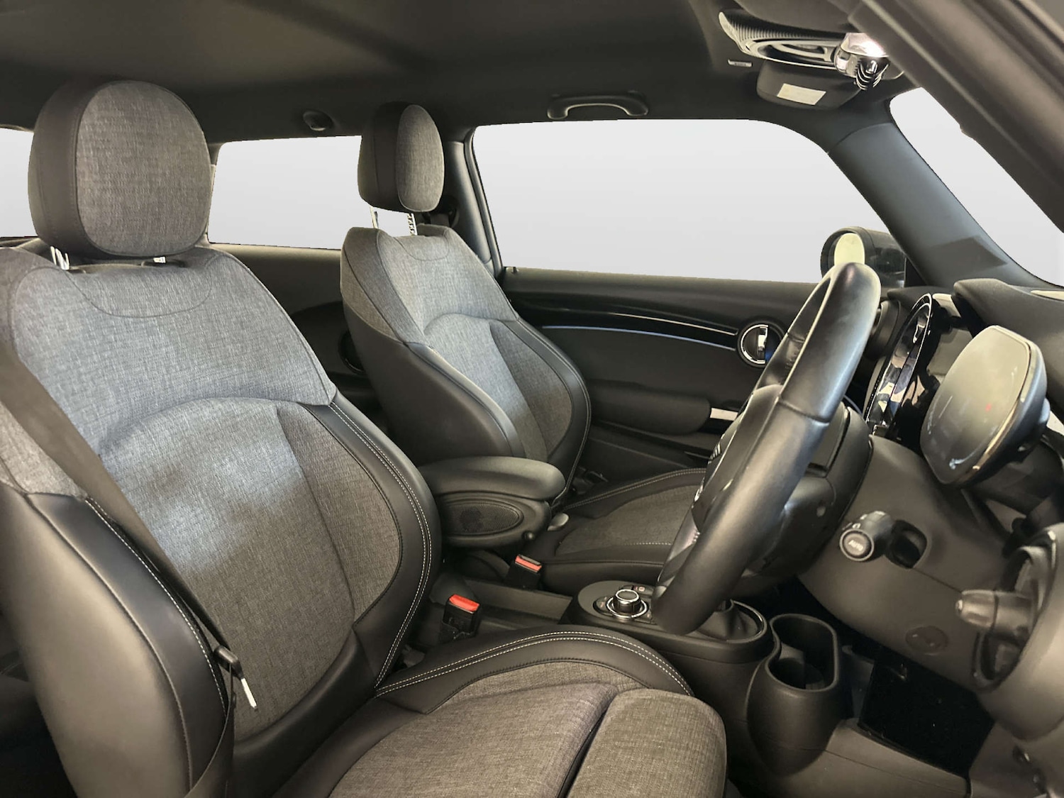 Used MINI Hatch 2022 for sale - 77967935: Photo 13