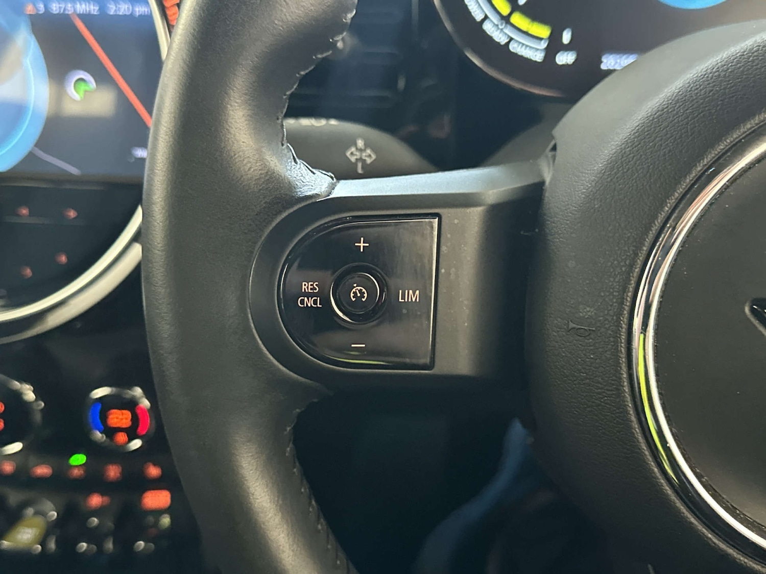 Used MINI Hatch 2022 for sale - 77967935: Photo 17